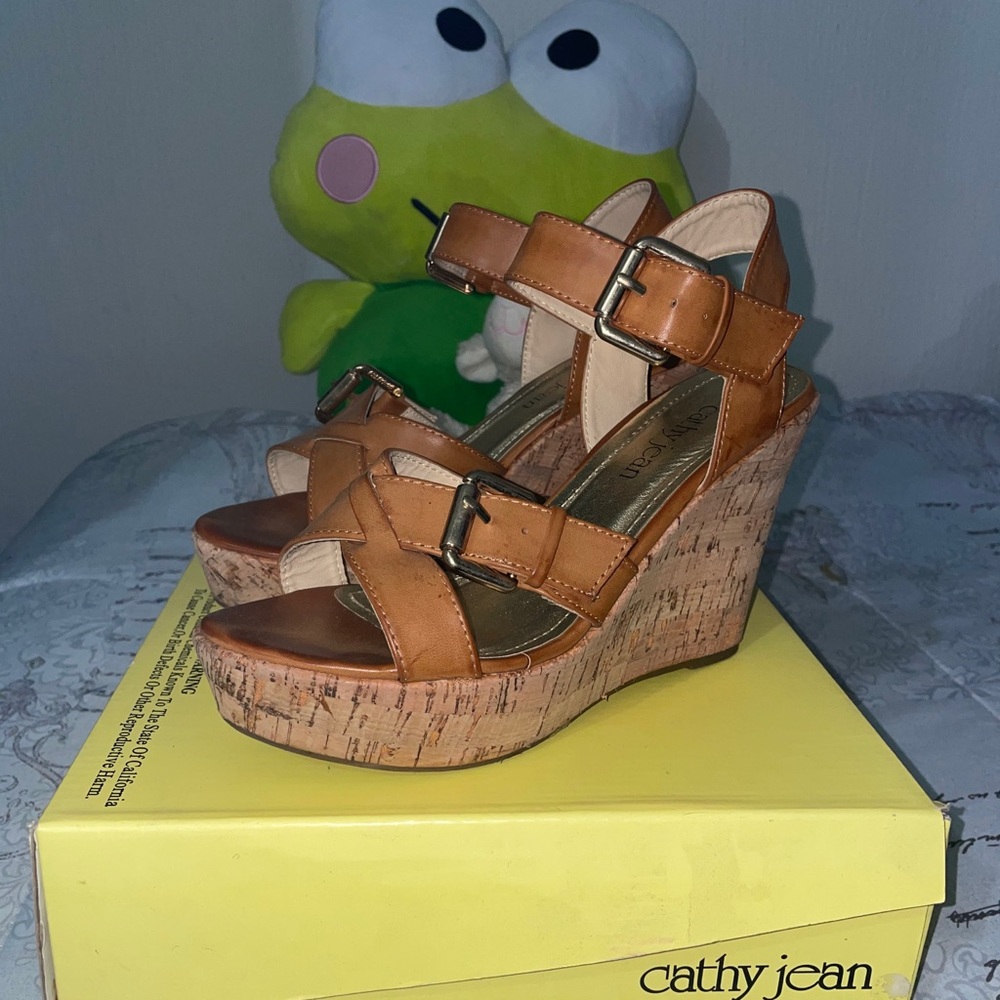 Cathy Jeans Camel Leather wedges